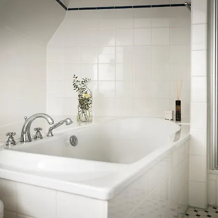 Hotel Carstens 4*